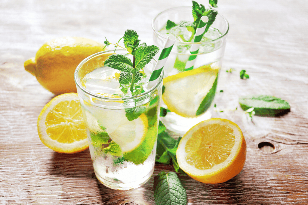 glass with water and lemons